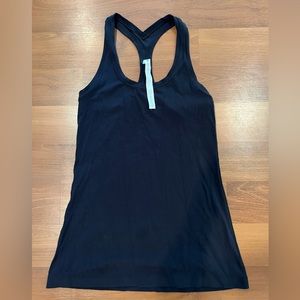 Lululemon Black Cool Racerback Nulu Tank Top sz 6